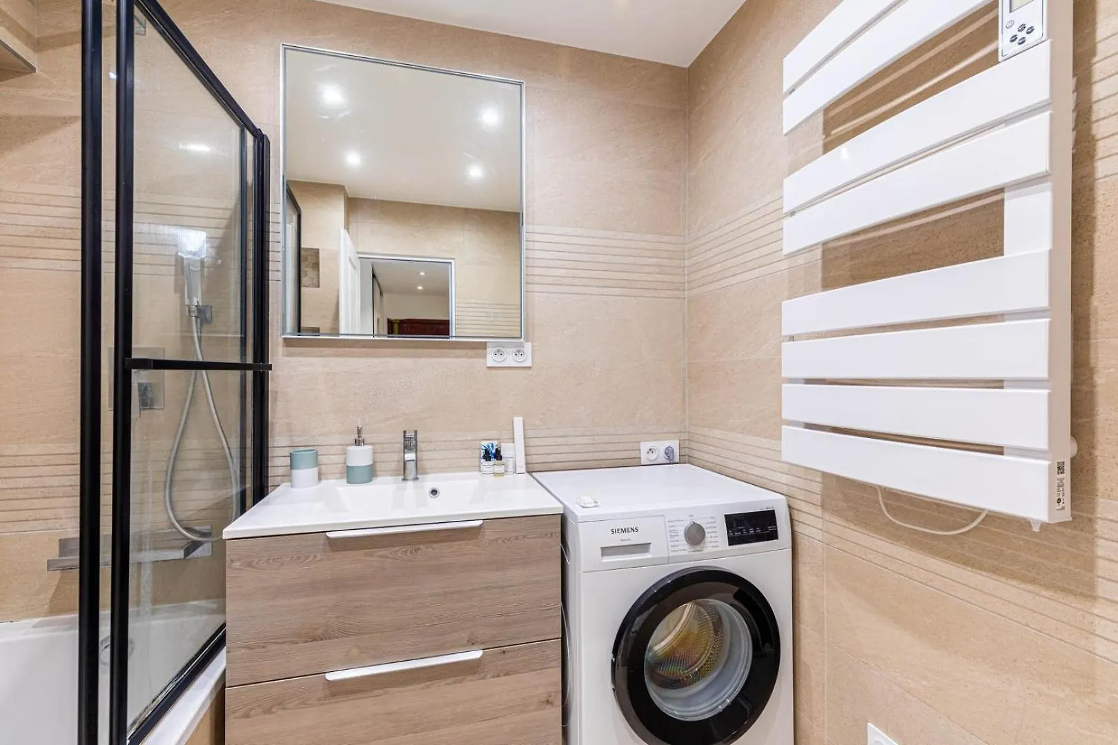 Guestready - Charm And Comfort Near Champs De Mars Paris France
